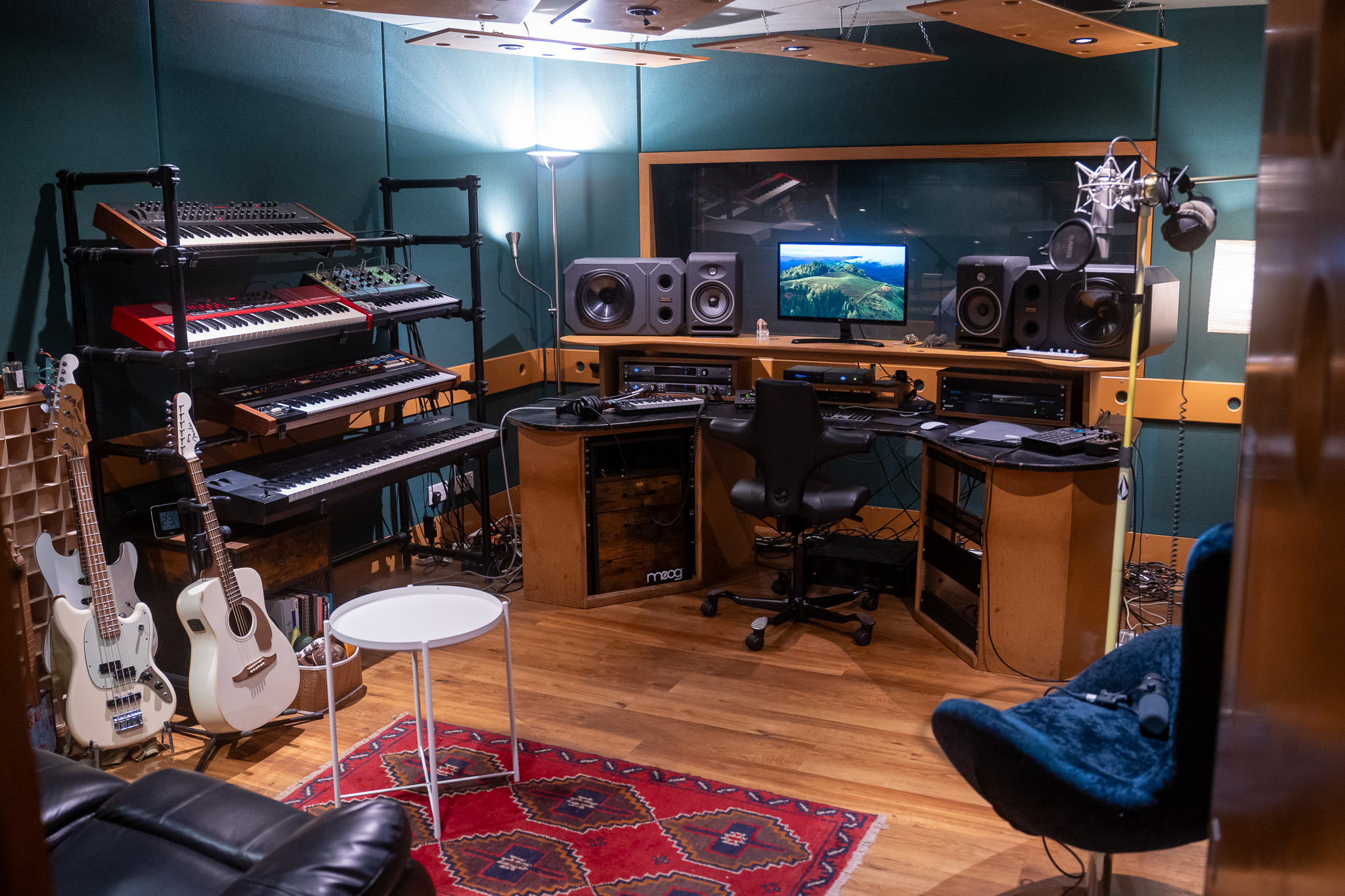 Studio 2